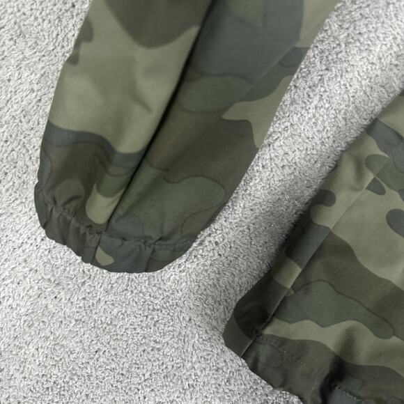 Riot Society Jacket Mens Large Camo Nylon Coach Snap Front Broken Heart Patch - Picture 5 of 12